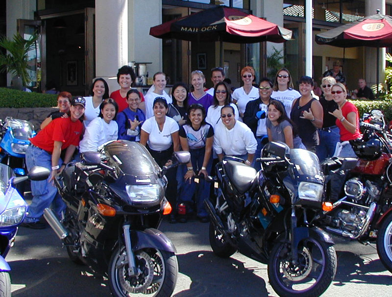 DCH Riders At Aloha Tower. Click For Full View